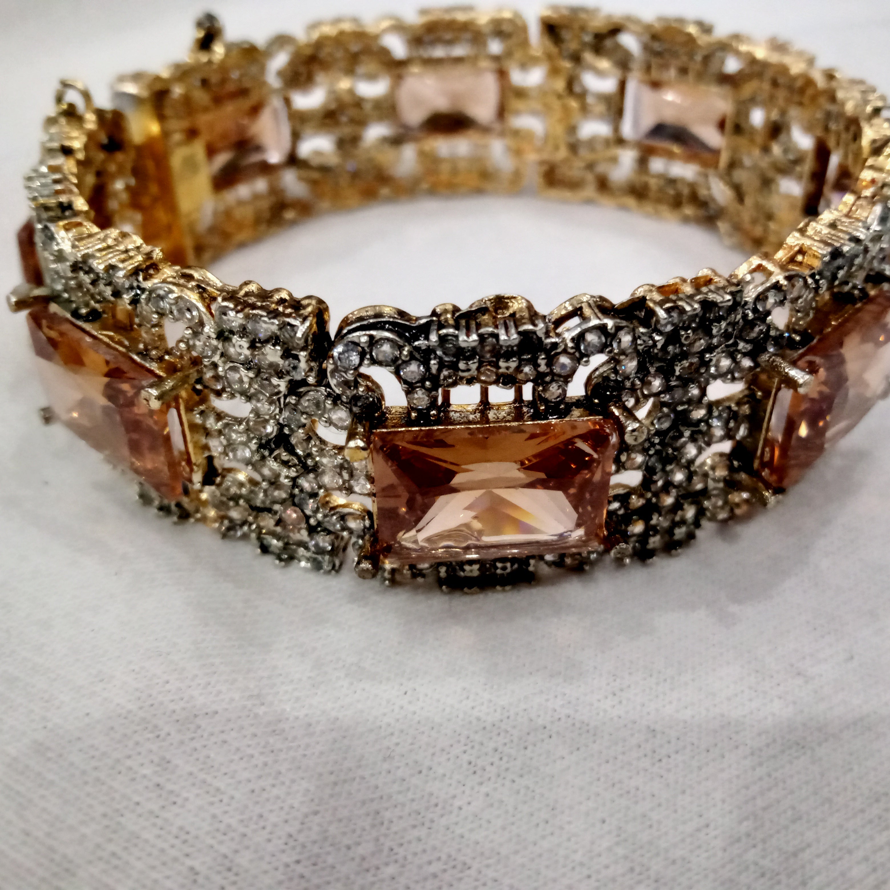 Luxury Antique Gold Kada Set with Rectangular Champagne Stones